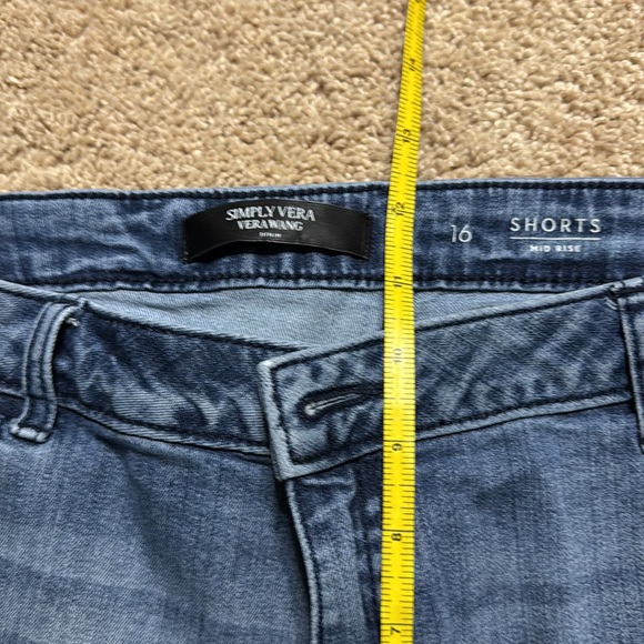 Simply Vera Vera Wang Mid Rise shorts size 16 - Picture 2 of 2